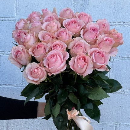 Букет из нежных розовых роз - купить с доставкой в по Озерам